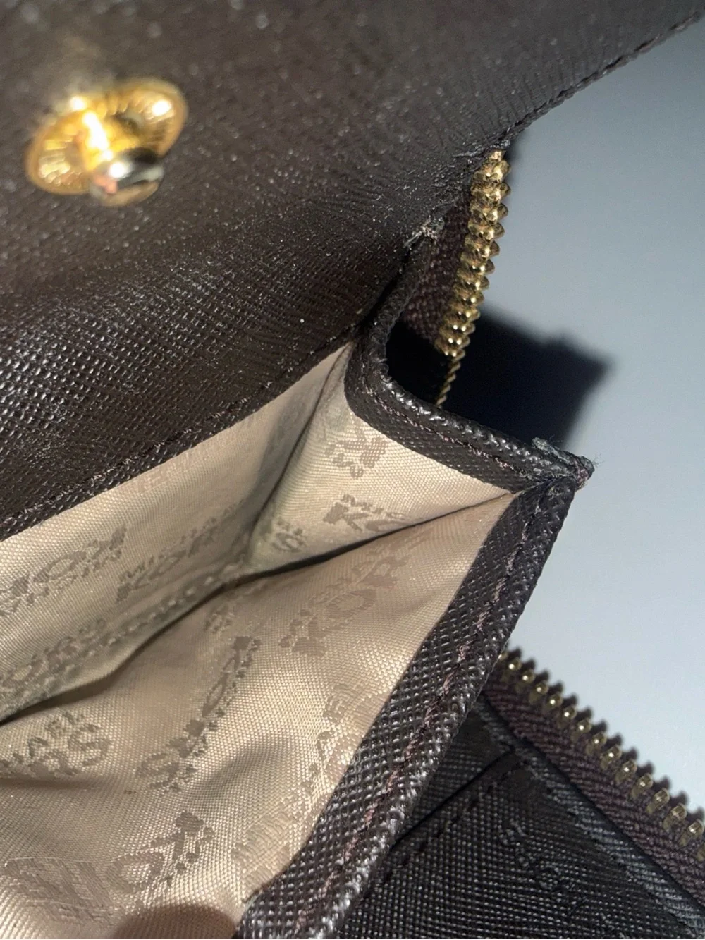 Michael Kors please carefully
